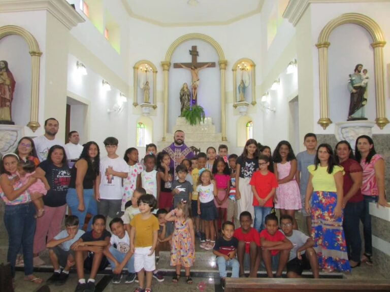 Paróquia de Nossa Senhora das Dores inicia encontros da Iniciação à Vida Cristã