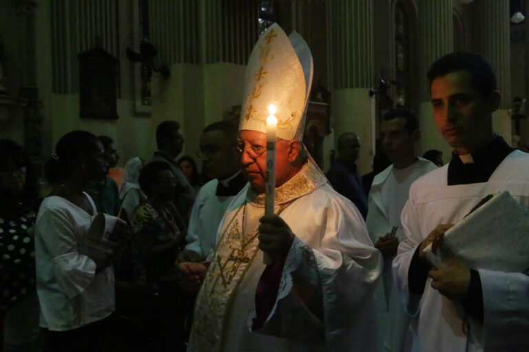 Filhos da Luz e da Vida que não se acaba!