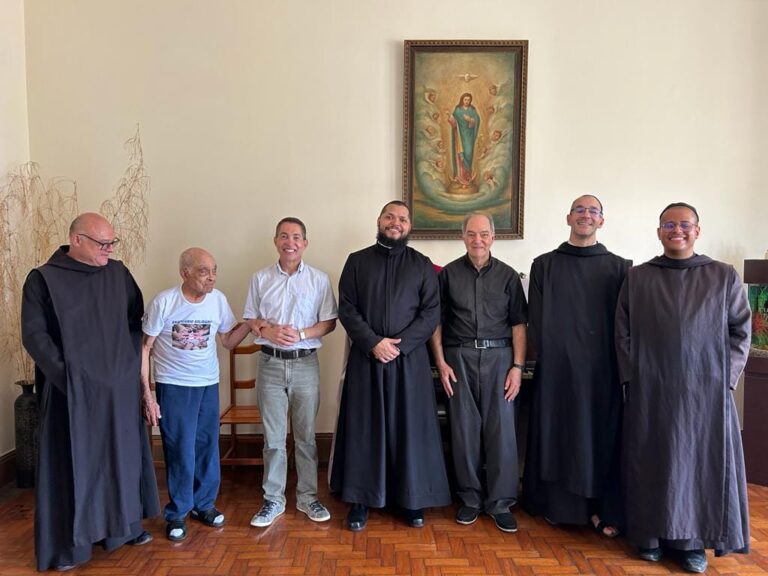 Comunidade Nossa Senhora da Ternura visita Santuário Redentorista