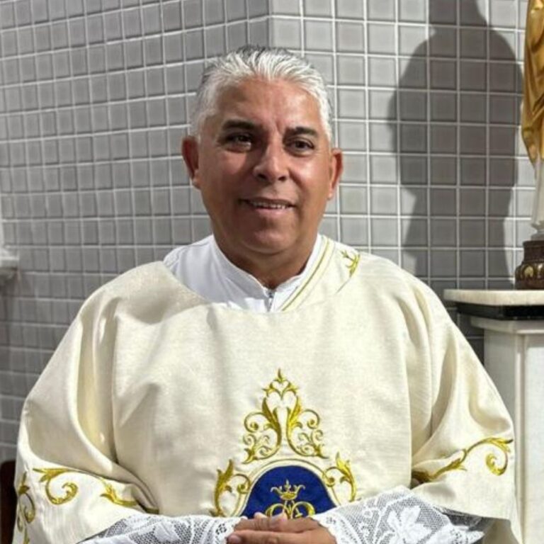 Diác. Roberto (Bebeto)