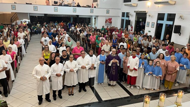 Paróquia Nossa Senhor de Lourdes completou 7 anos de ereção em Itaperuna