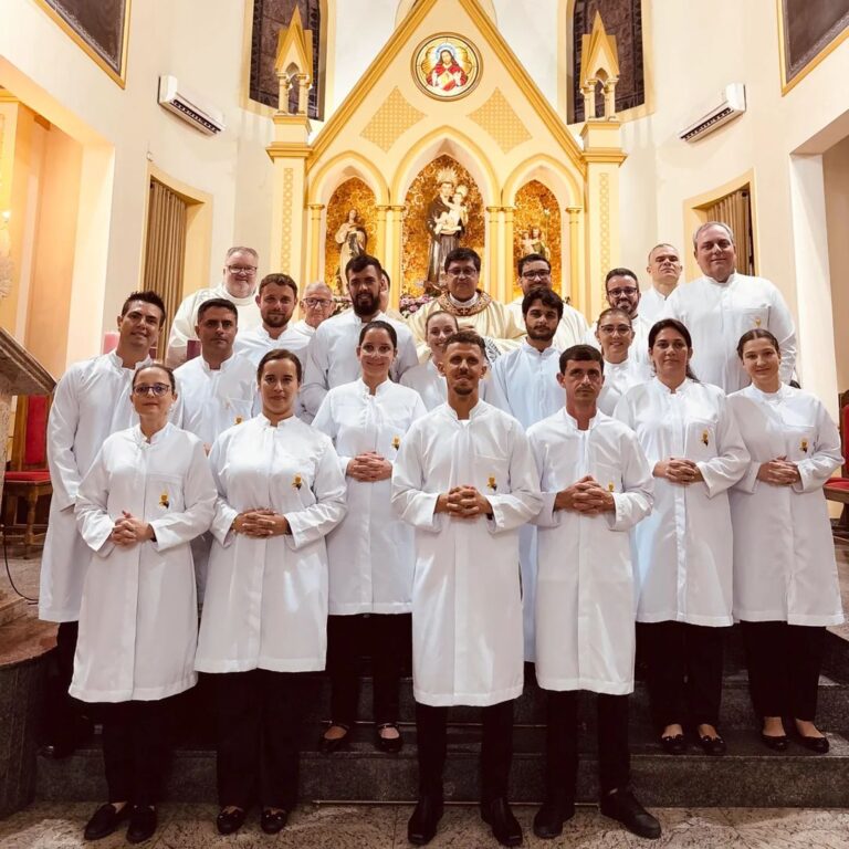 Vigário-geral da Diocese de Campos investe novo MEDSC’s para a Paróquia Santo Antônio de Pádua
