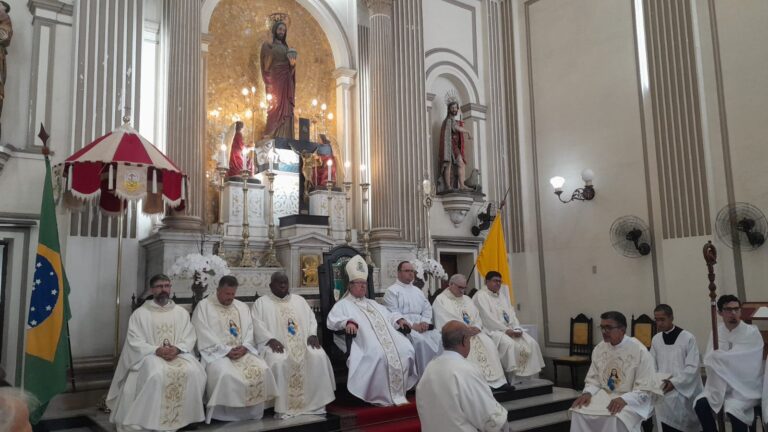 Missa Ação de Graças pelos 17 anos de episcopado de Dom Roberto