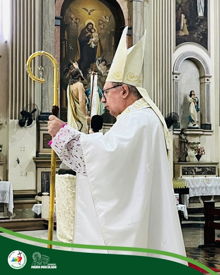Dom Roberto celebrou Missa em Ação de Graças pelo aniversário natalício