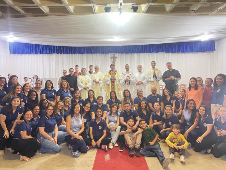 Pe. Alan toma posse como primeiro capelão escolar em Bom Jesus do Itabapoana