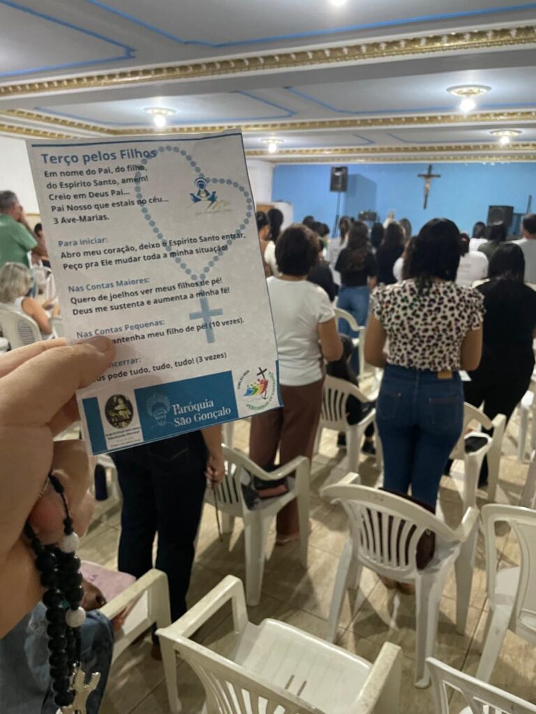 Grupo de Oração da Paróquia São Gonçalo promoveu Noite Carismática