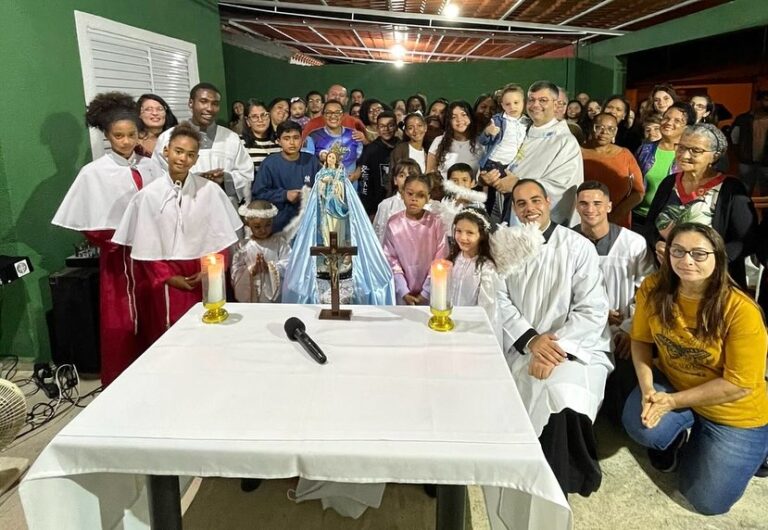 ‘31 dias com Maria’: Comunidade de Ponto do Carmo realizou evangelização nas casas