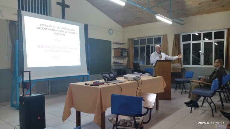 Diáconos da Diocese de Campos participam de Retiro Canônico até domingo