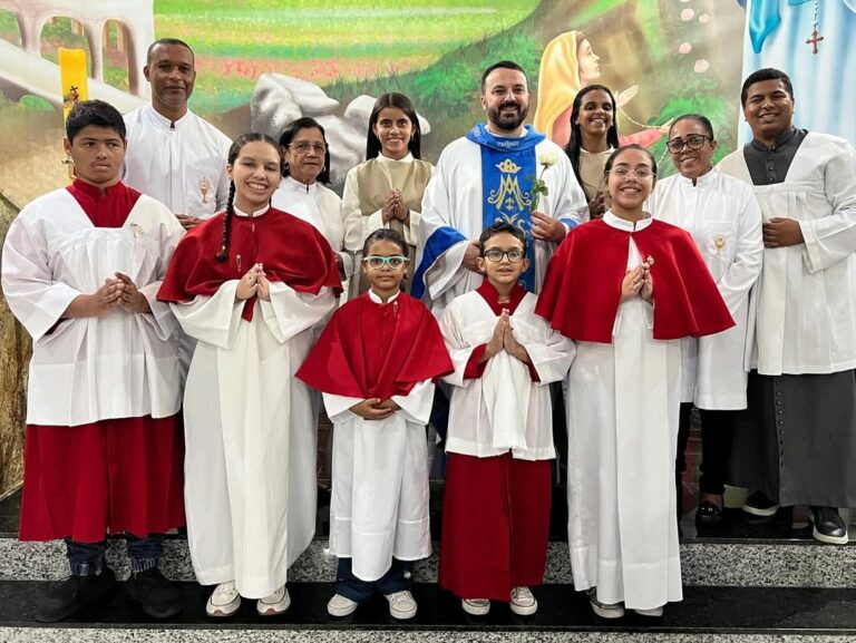 Celebração de Lourdes reúne fiéis para Unção dos Enfermos e Bênção das Rosas
