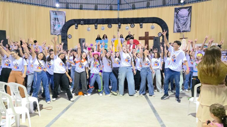 Paróquia São José do Avahy promove Encontro de Adolescentes com Cristo