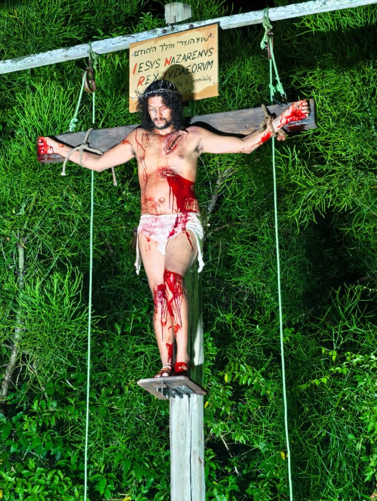 Comunidade de Venda Nova se prepara para peça Teatral da Paixão do Senhor
